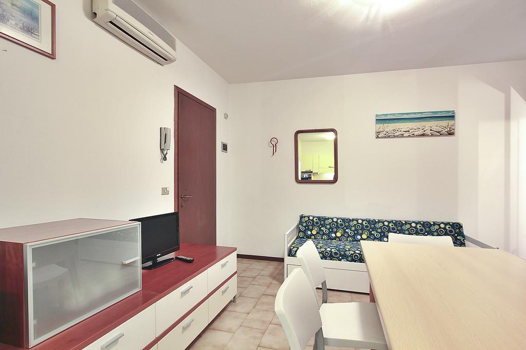 Villa Renata Lignano Sabbiadoro Zimmer foto