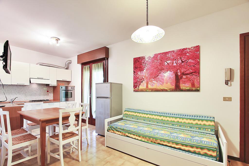 Villa Renata Lignano Sabbiadoro Zimmer foto
